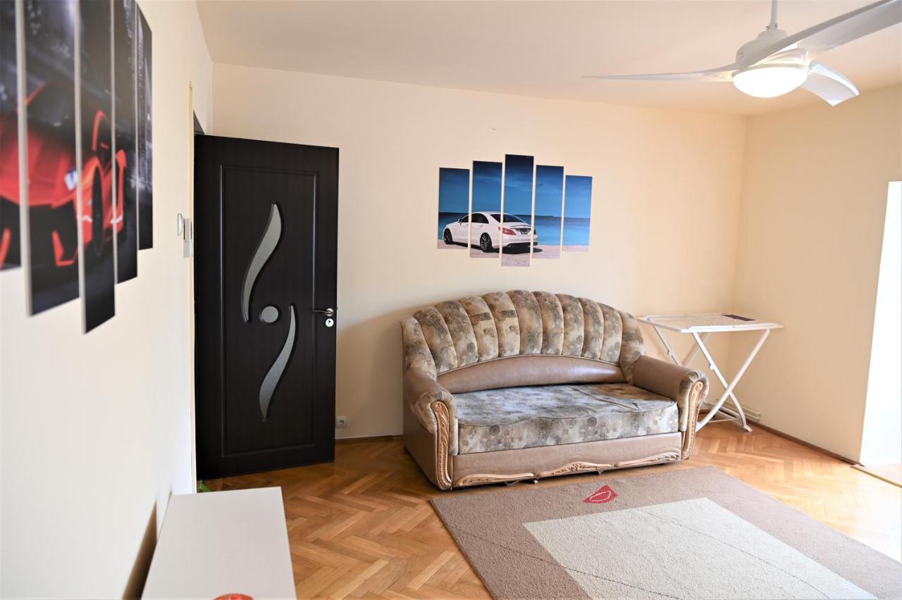 Marin Hotel Apartment Brassó Kültér fotó