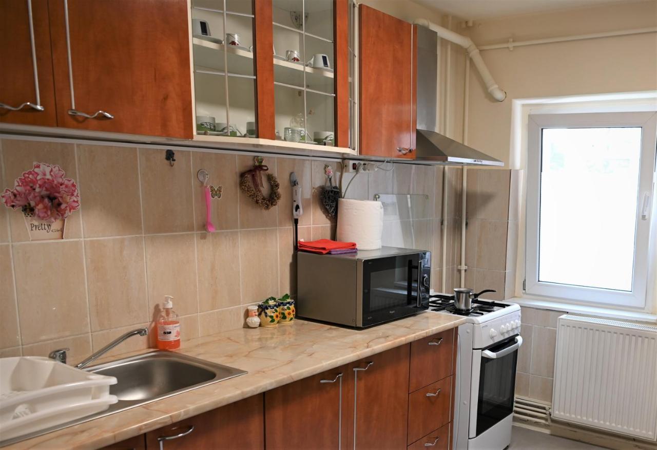 Marin Hotel Apartment Brassó Kültér fotó